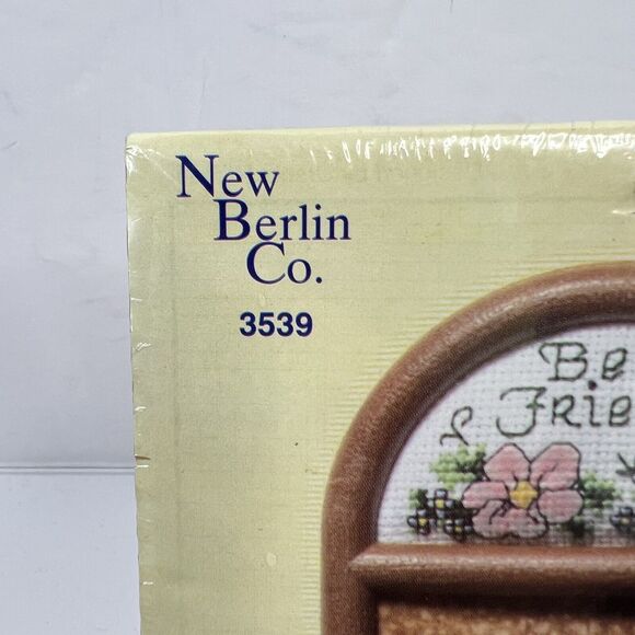 Best Friends Floral Counted Cross Stitch Kit Photo Frame New Berlin #3539 NEW - Picture 3 of 7